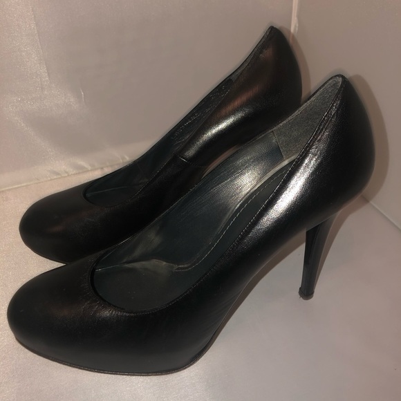 Stuart Weizmann leather platform heels - Picture 5 of 10